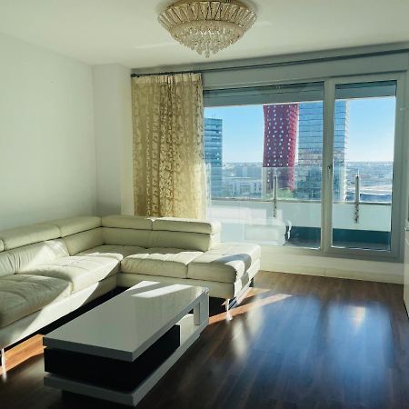 Fira De Barcelona City View Apartment With Garage Parking L'Hospitalet de Llobregat Eksteriør billede