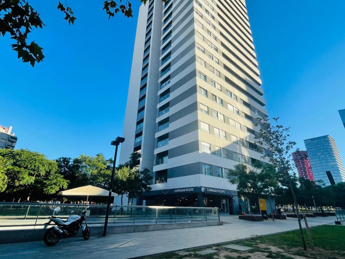 Fira De Barcelona City View Apartment With Garage Parking L'Hospitalet de Llobregat Eksteriør billede