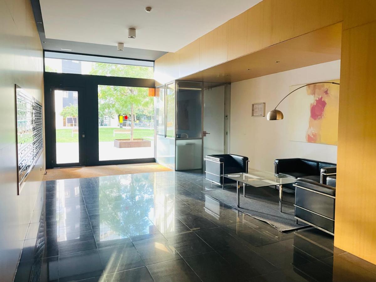 Fira De Barcelona City View Apartment With Garage Parking L'Hospitalet de Llobregat Eksteriør billede