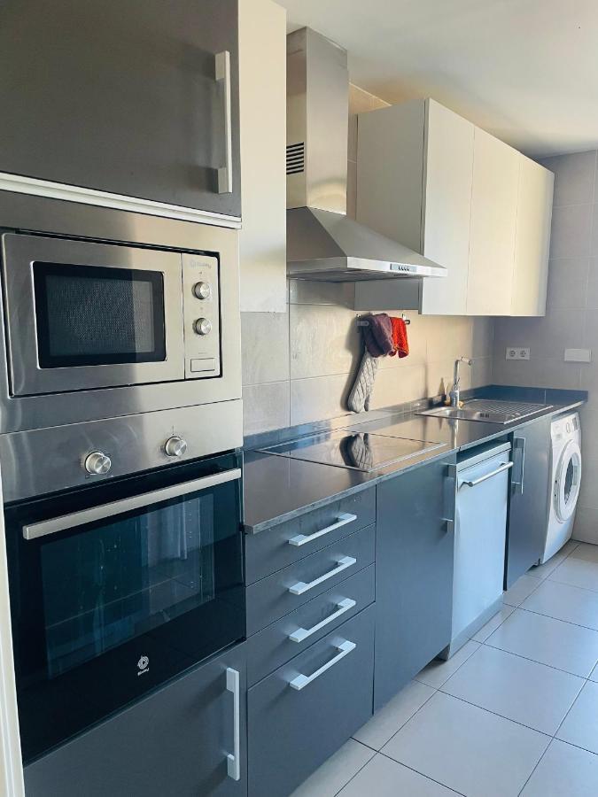 Fira De Barcelona City View Apartment With Garage Parking L'Hospitalet de Llobregat Eksteriør billede
