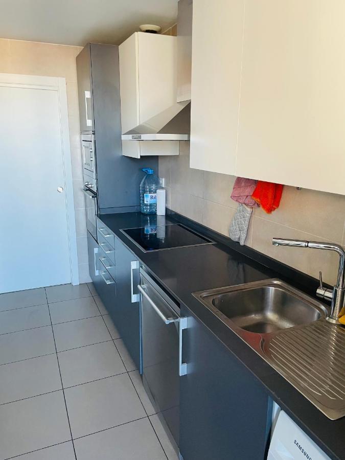 Fira De Barcelona City View Apartment With Garage Parking L'Hospitalet de Llobregat Eksteriør billede